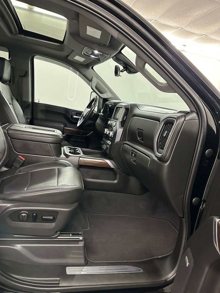 Used 2020 GMC Sierra 2500 SLT w/ SLT Premium Plus Package AWD/4WD image 39