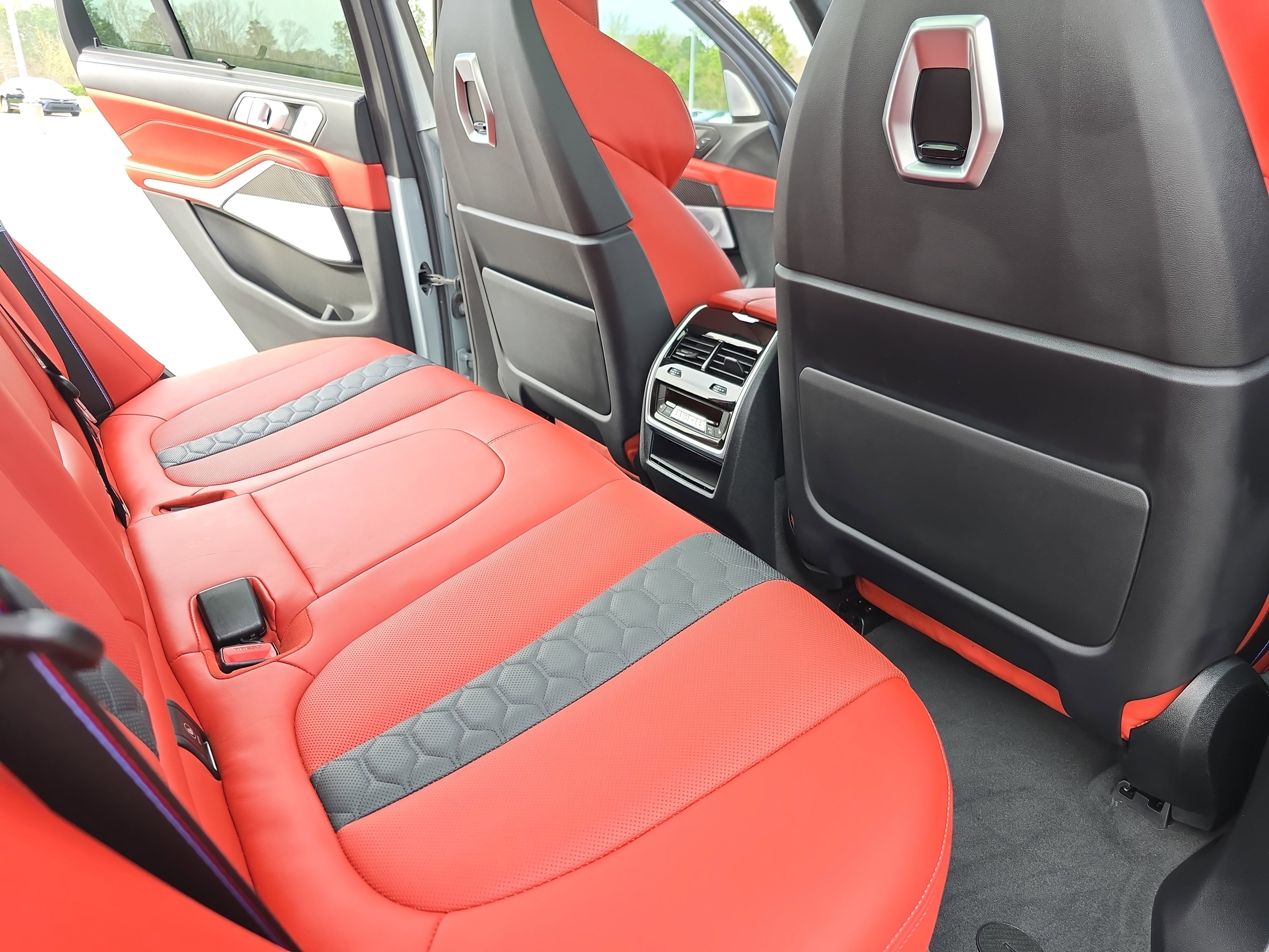 Used 2024 BMW X5 M Competition w/ Executive Package image 11