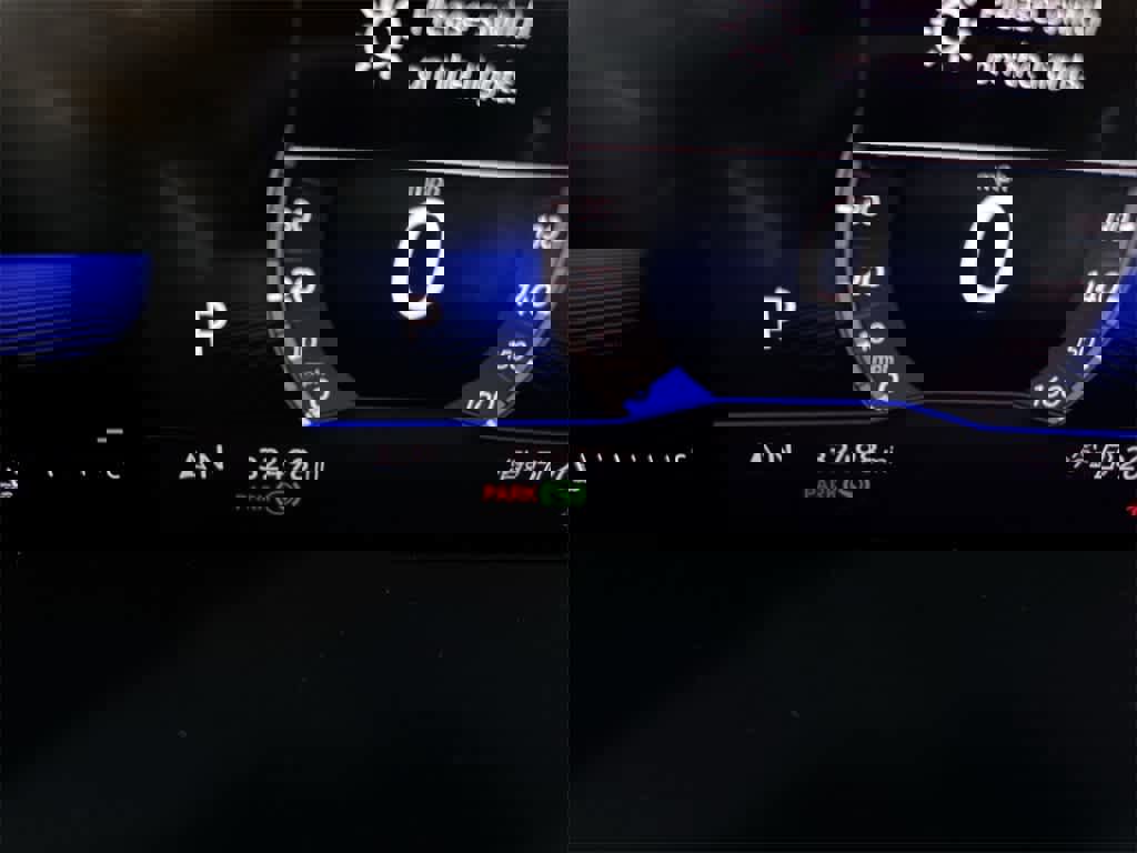 Used 2023 Volkswagen Taos SE w/ Panoramic Sunroof Package image 19