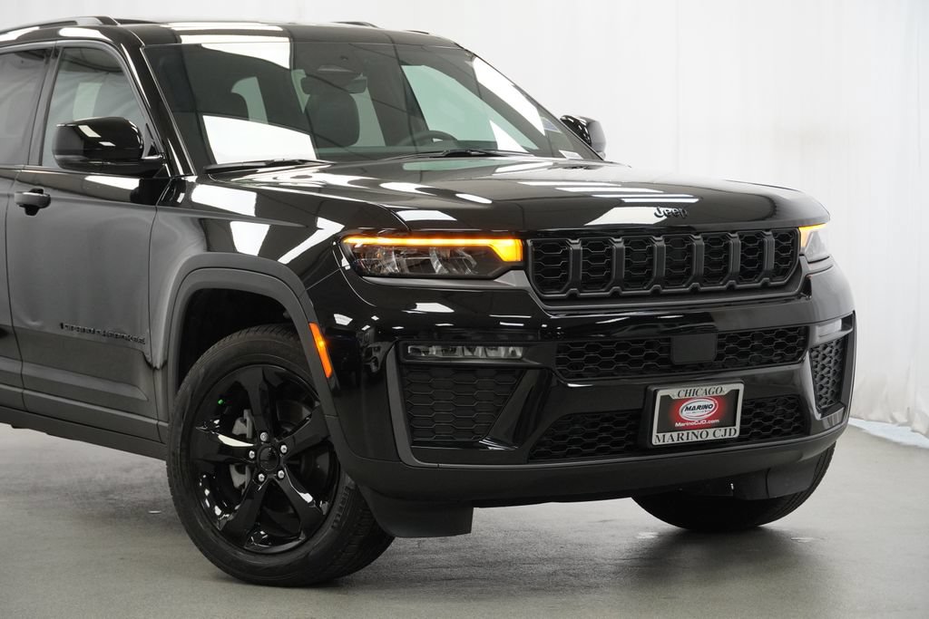 Certified 2026 Jeep Grand Cherokee Limited w/ Limited Altitude Package AWD/4WD image 3