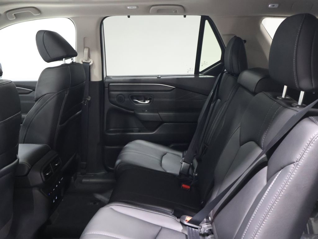 New 2026 Honda Pilot Touring image 9