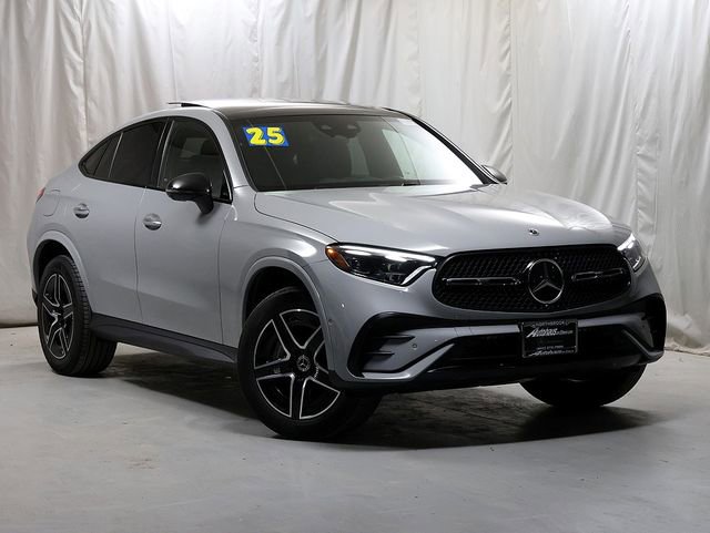 Certified 2025 Mercedes-Benz GLC 300 4MATIC image 1