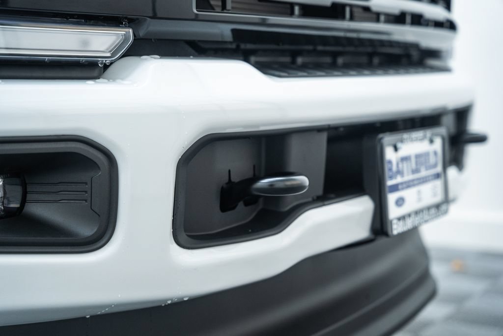 New 2026 Ford F350 XLT w/ XLT Premium Package AWD/4WD image 15