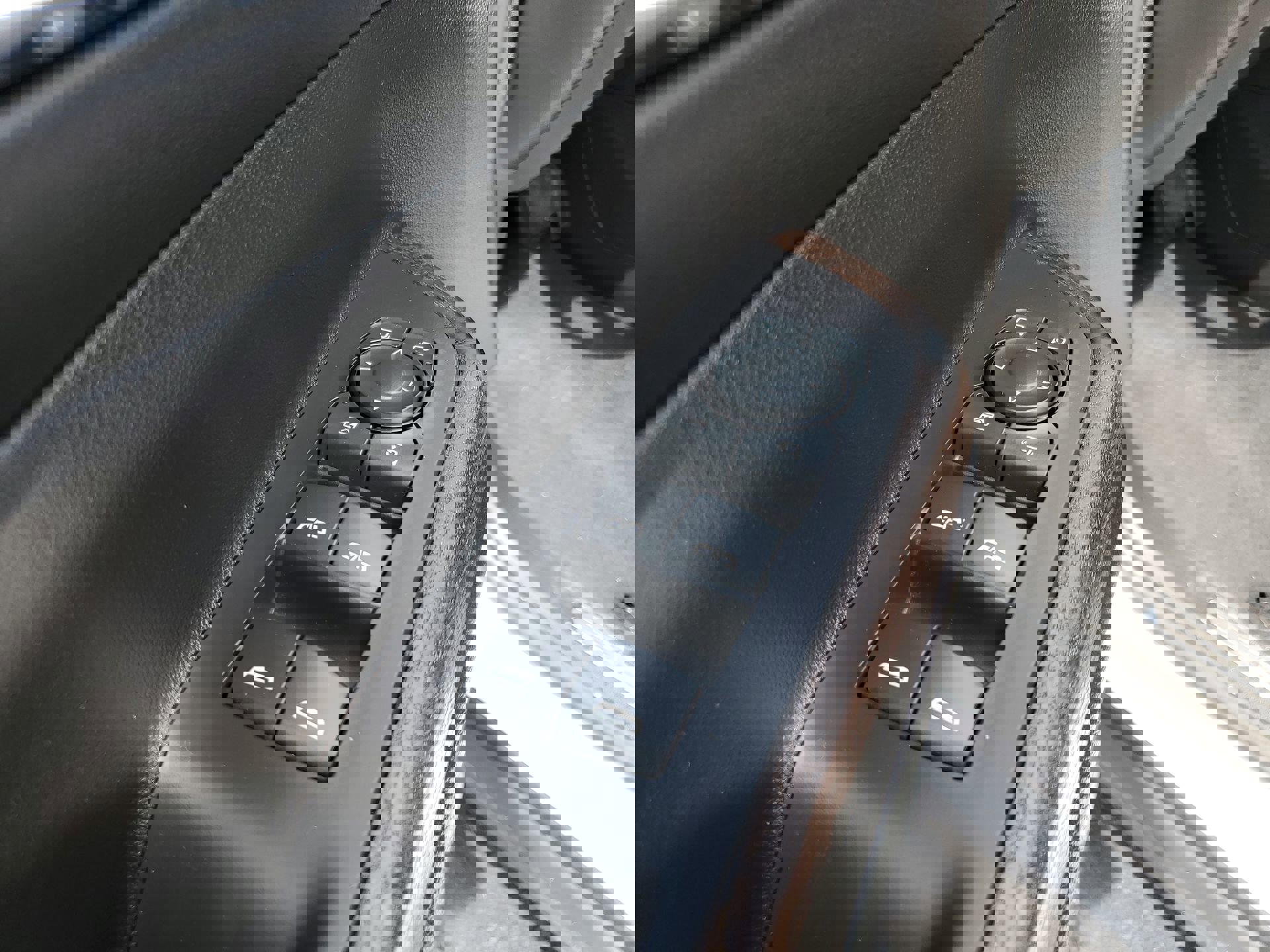 Used 2021 GMC Acadia Denali w/ Denali Technology Package image 73