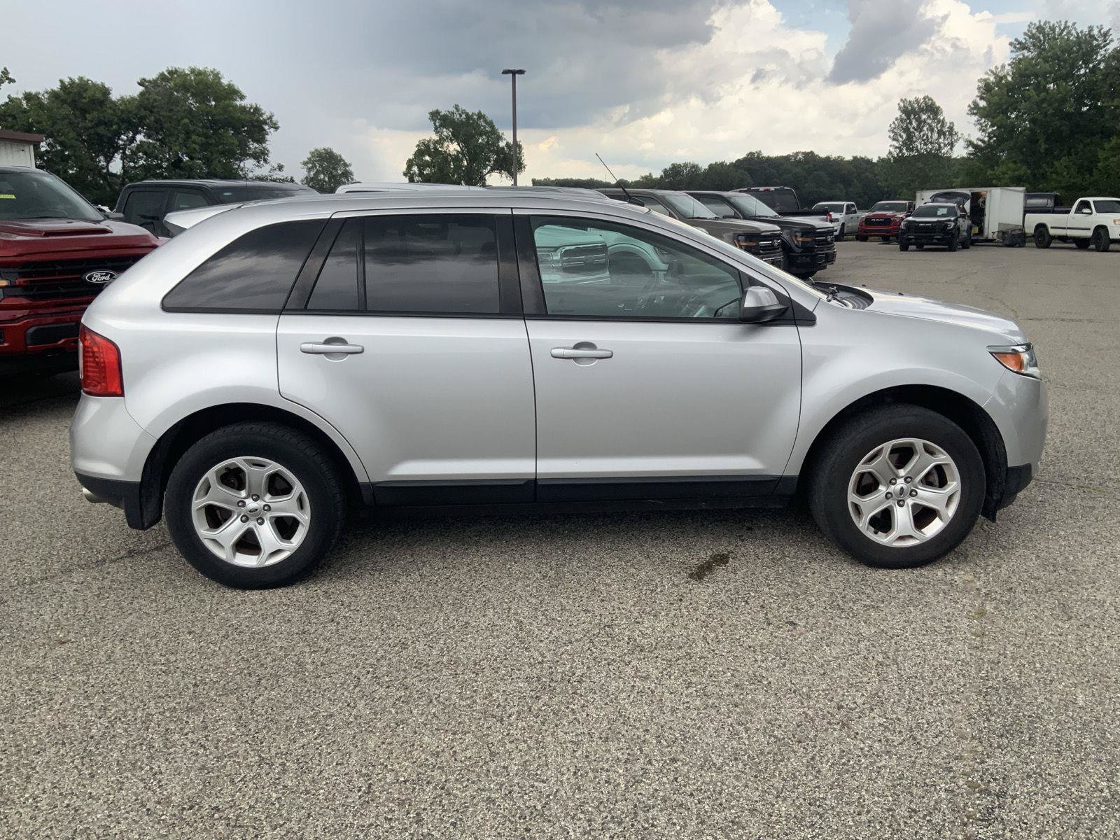 Used 2013 Ford Edge SEL FWD image 11