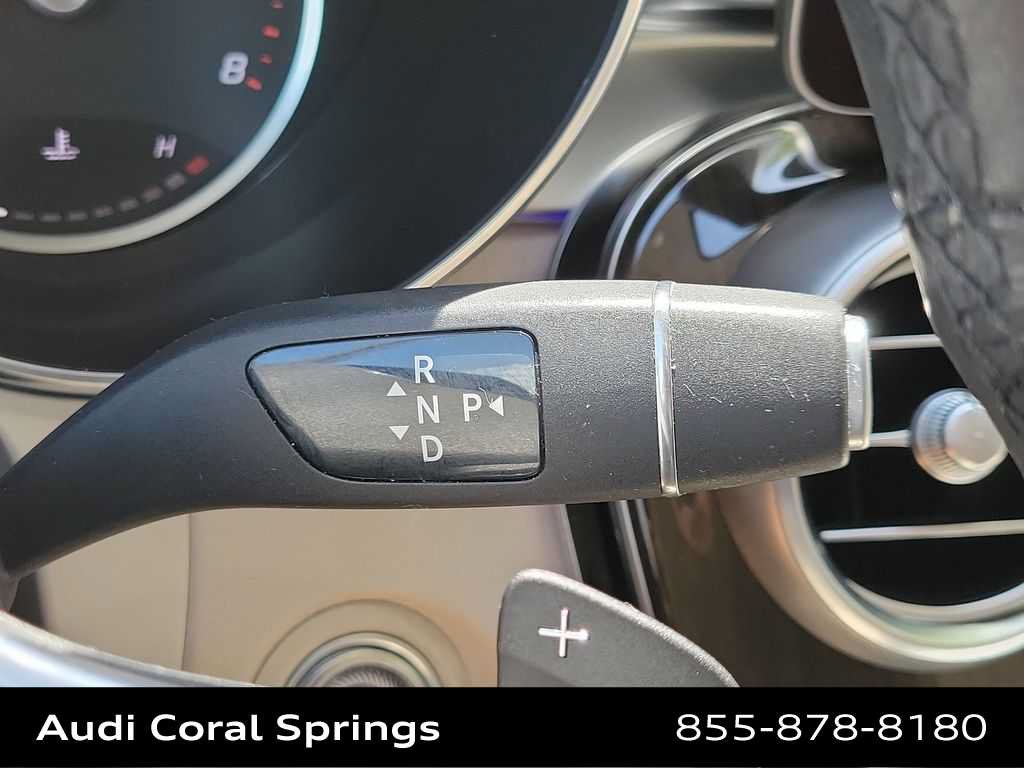 Used 2020 Mercedes-Benz GLC 300 image 17