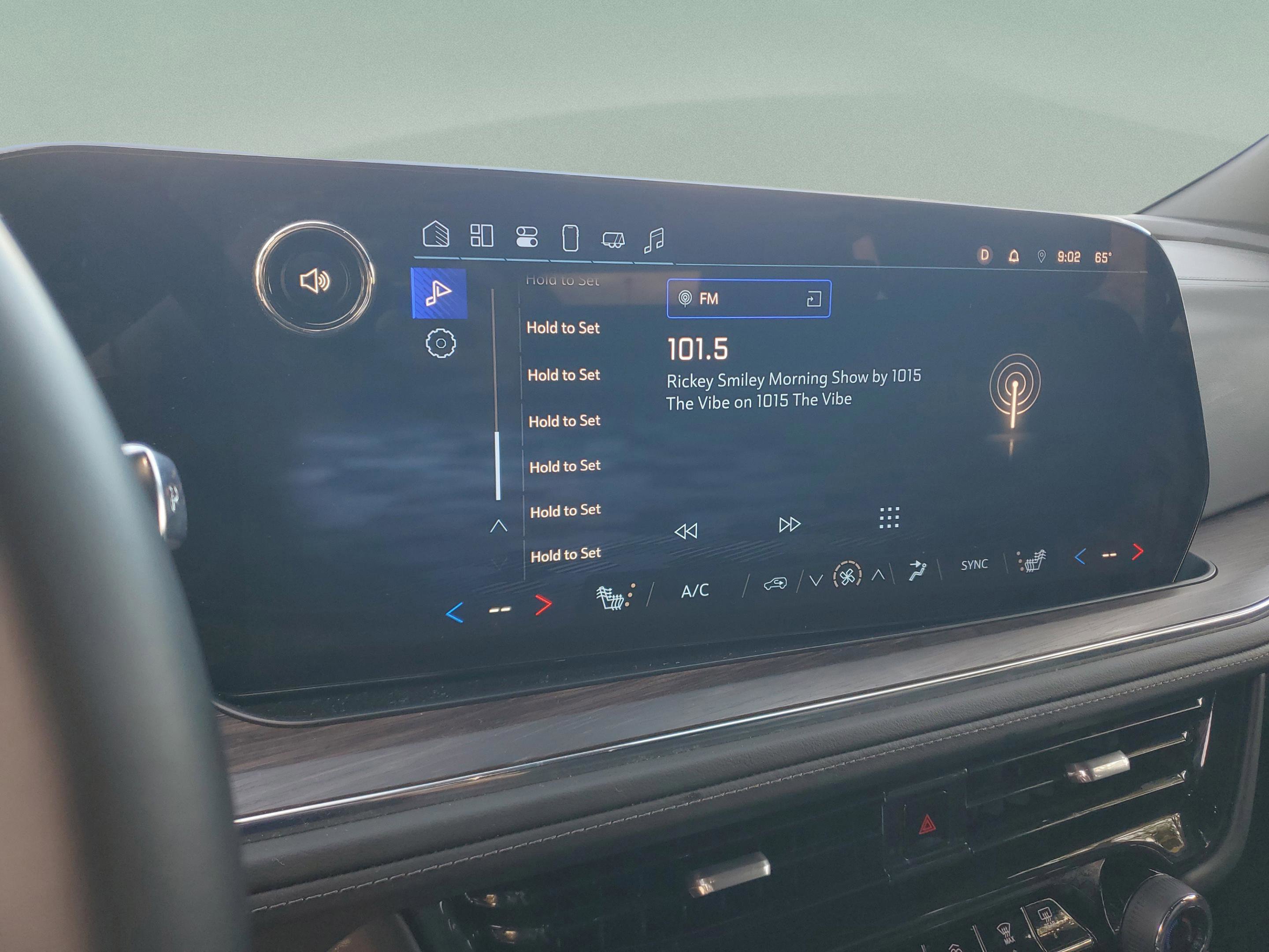 Used 2025 Chevrolet Tahoe LT image 21