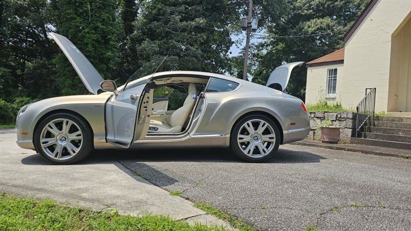 Used 2015 Bentley Continental GT image 36