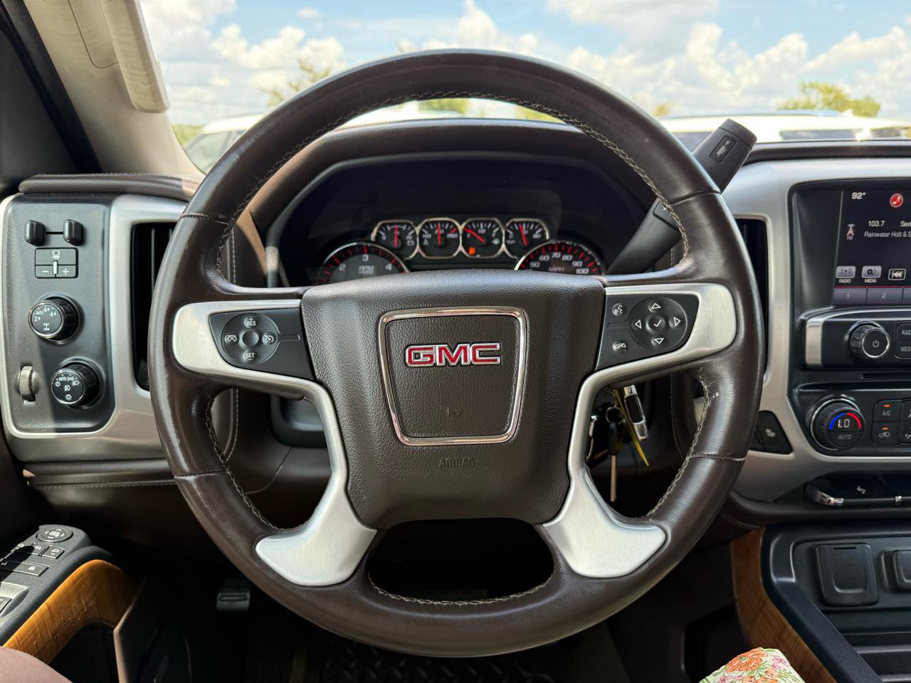 Used 2016 GMC Sierra 1500 SLT w/ SLT Premium Package AWD/4WD image 22