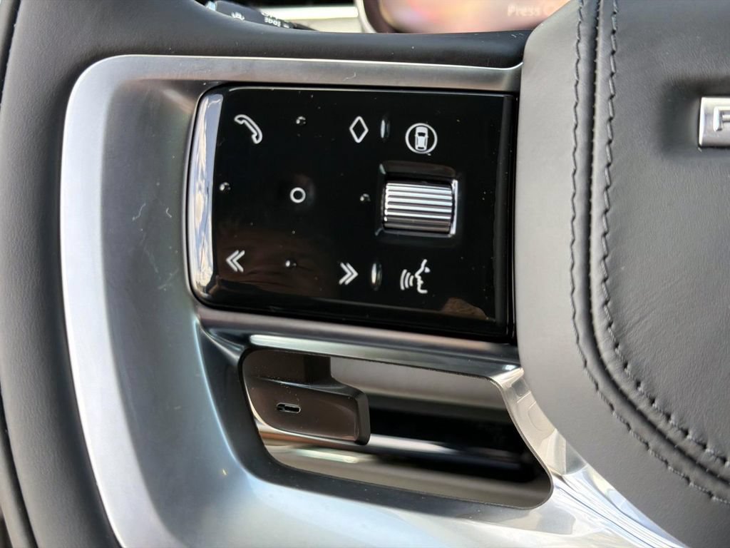 New 2026 Land Rover Range Rover SE AWD/4WD image 31
