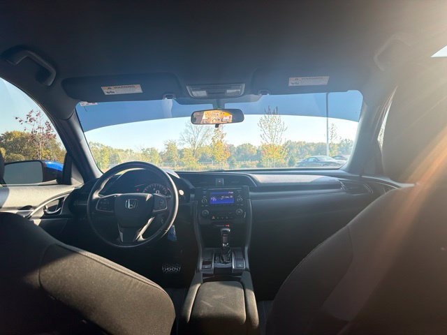 Used 2018 Honda Civic Sport image 13
