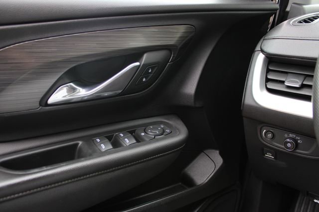 Used 2022 GMC Terrain SLE image 11