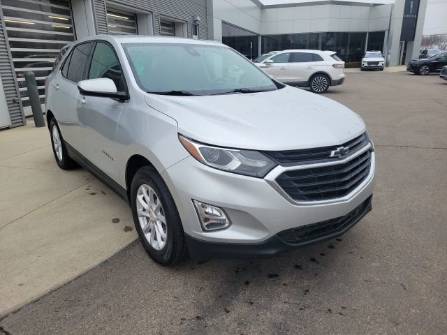 Used 2020 Chevrolet Equinox LT w/ Driver Convenience Package image 7