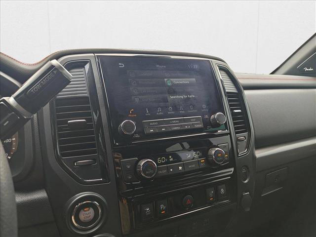 Used 2024 Nissan Titan PRO-4X w/ Pro-4x Convenience Package image 12