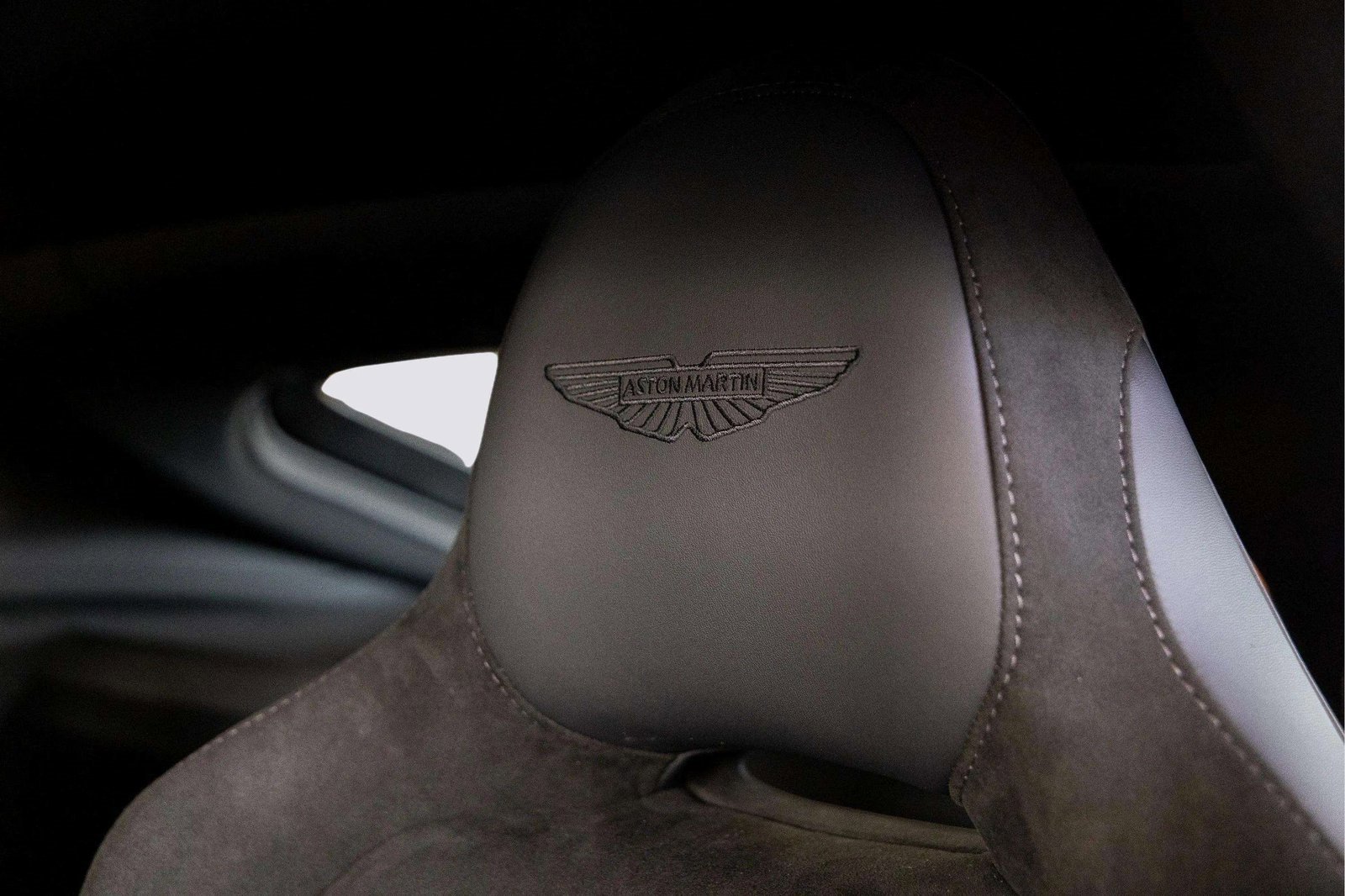 New 2026 Aston Martin V8 Vantage Coupe image 30