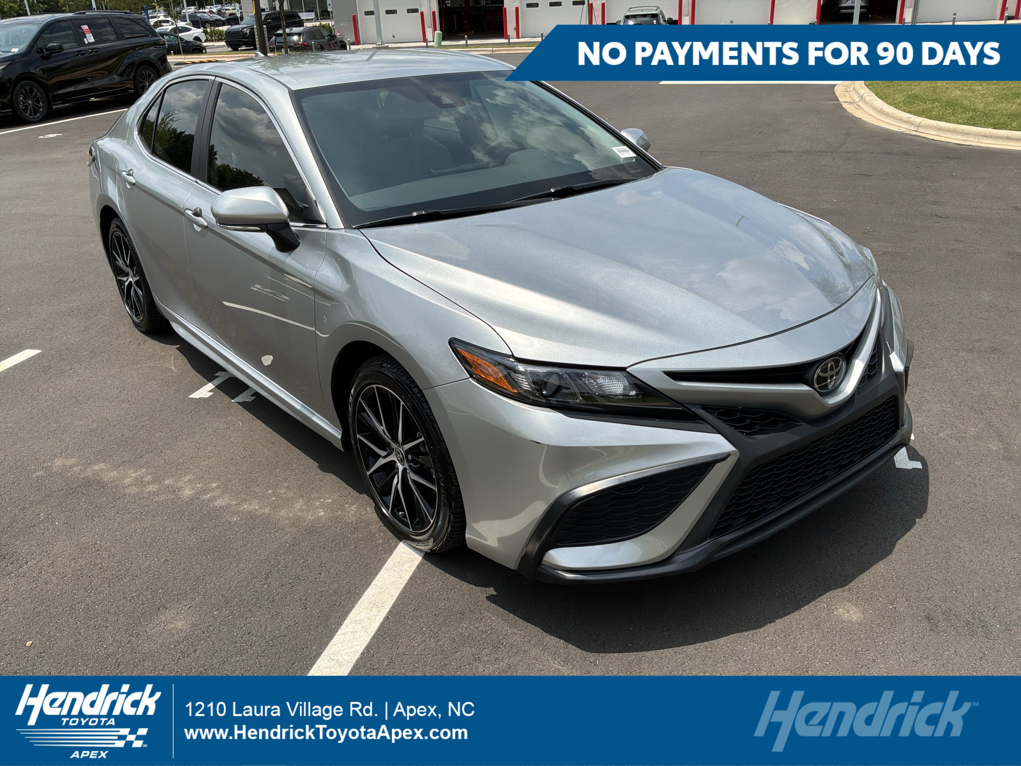 Used 2023 Toyota Camry SE w/ Convenience Package