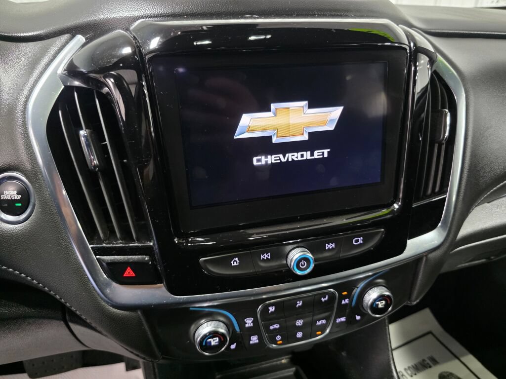 Used 2023 Chevrolet Traverse LT w/ Rear Camera Mirror Package AWD/4WD image 13