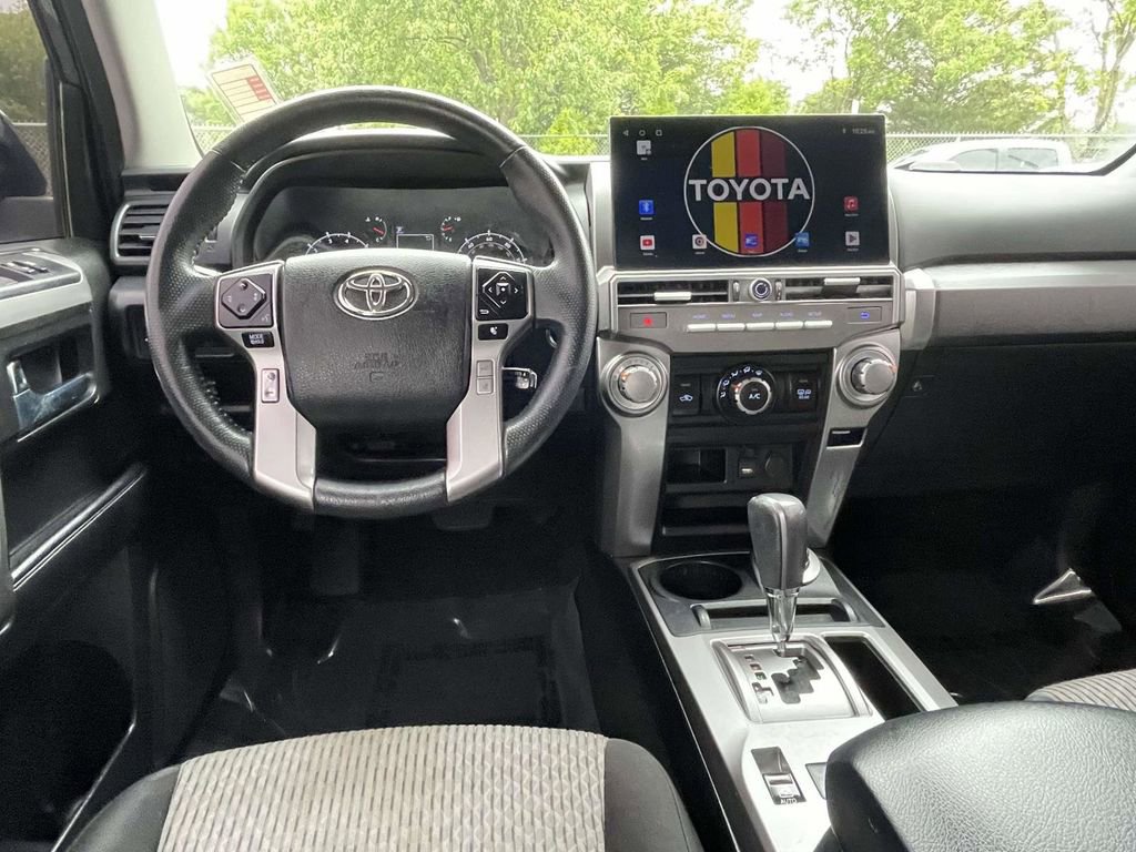 Used 2021 Toyota 4Runner SR5 AWD/4WD image 16