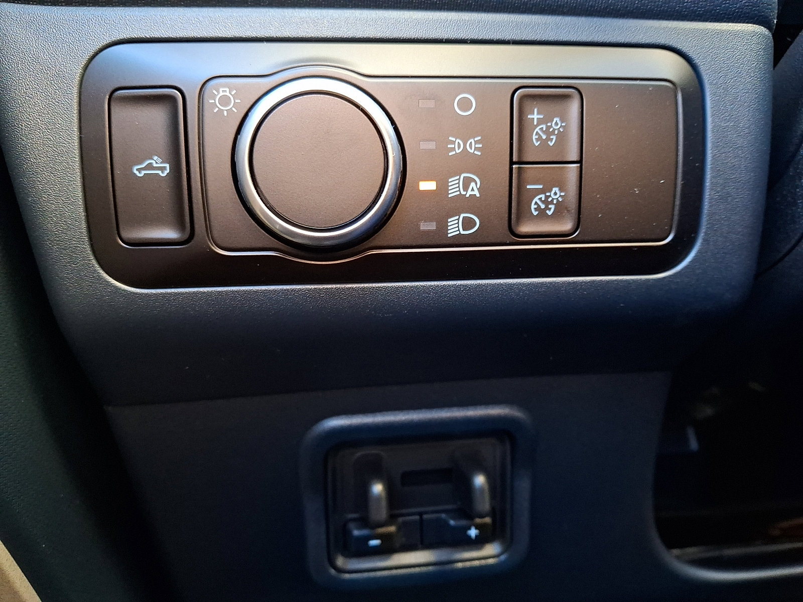 New 2026 Ford Maverick Lariat w/ 4K Tow Package image 17