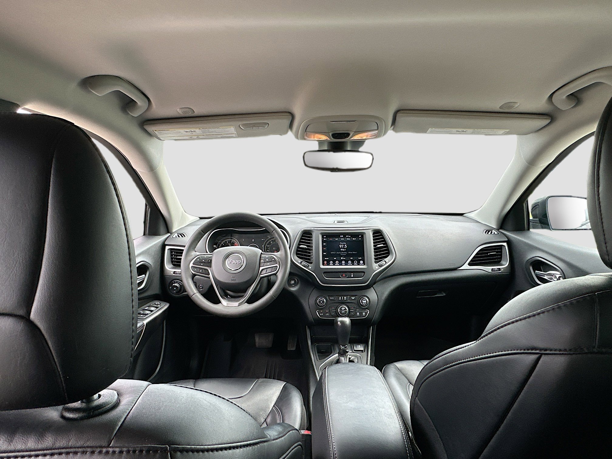 Used 2022 Jeep Cherokee Latitude Lux w/ Mopar Interior Package image 20
