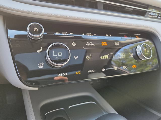 Used 2026 INFINITI QX60 Luxe w/ Cargo Package AWD/4WD image 30
