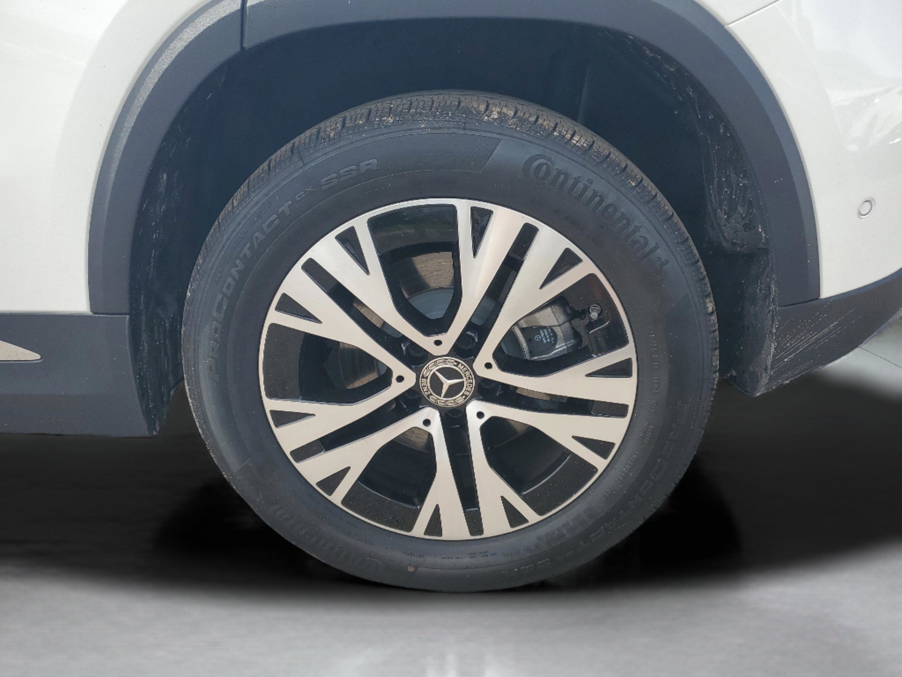 Certified 2025 Mercedes-Benz GLA 250 image 6