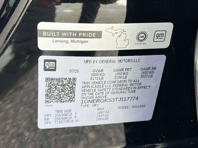 Used 2026 Chevrolet Traverse LT image 19