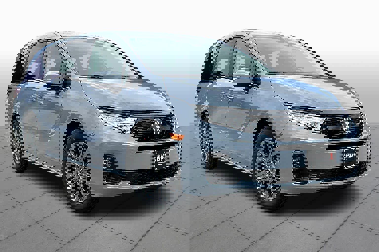 New 2026 Honda Odyssey Touring image 2