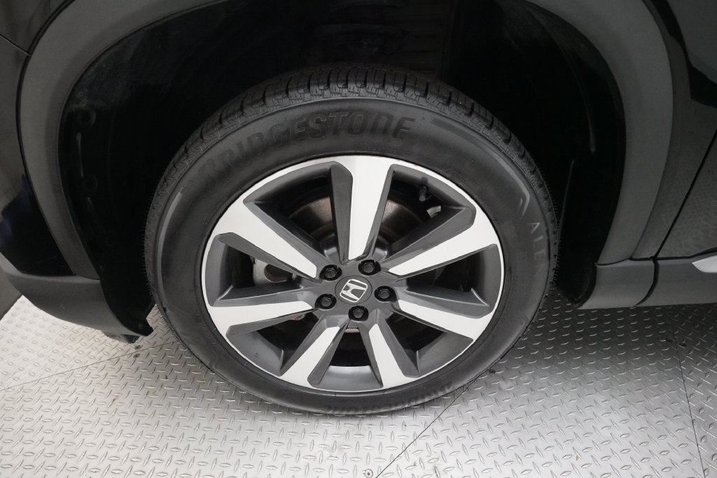 Used 2023 Honda Pilot Touring image 25