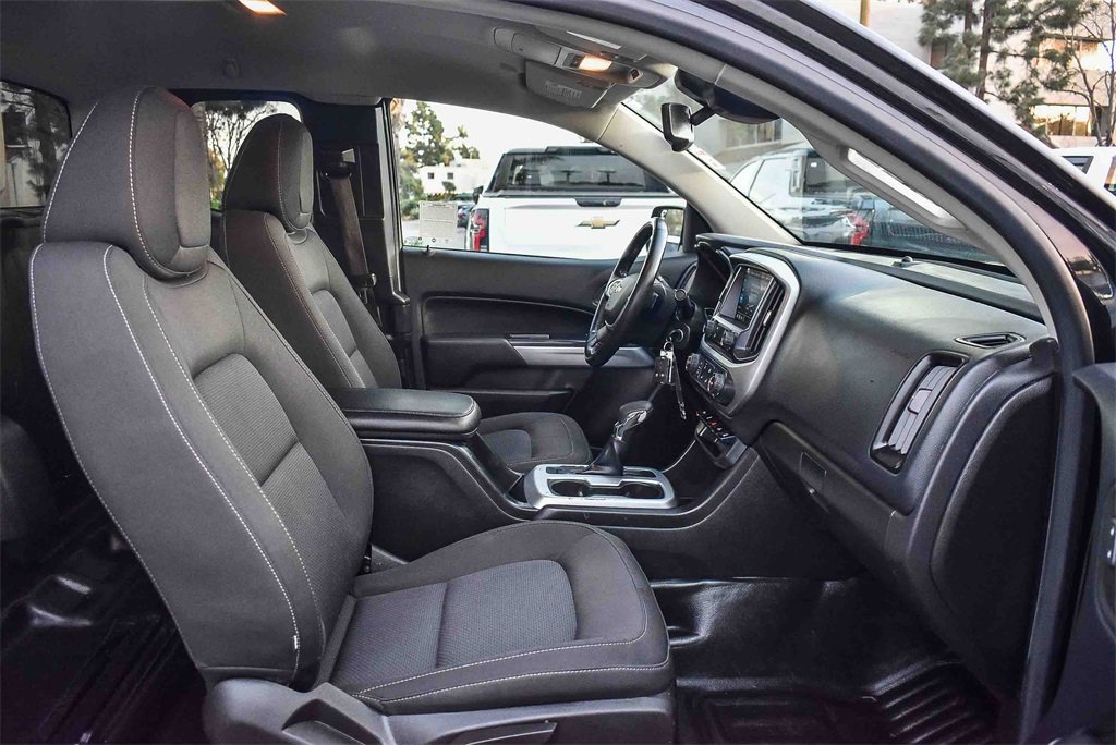 Used 2022 Chevrolet Colorado LT w/ Fleet Safety Package image 16