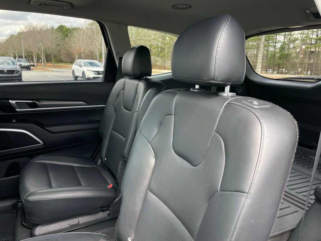 Used 2022 Kia Telluride S image 40