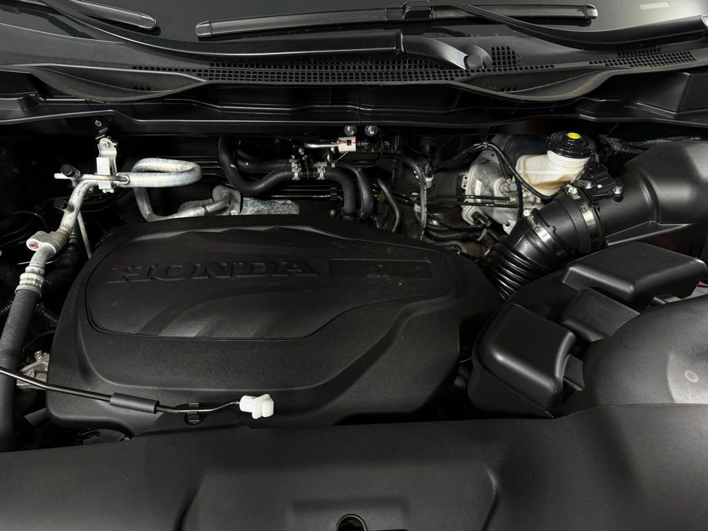 Used 2025 Honda Odyssey Sport-L image 9