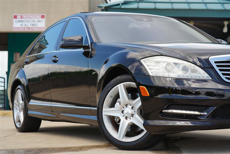 Used 2010 Mercedes-Benz S 550 4MATIC image 10