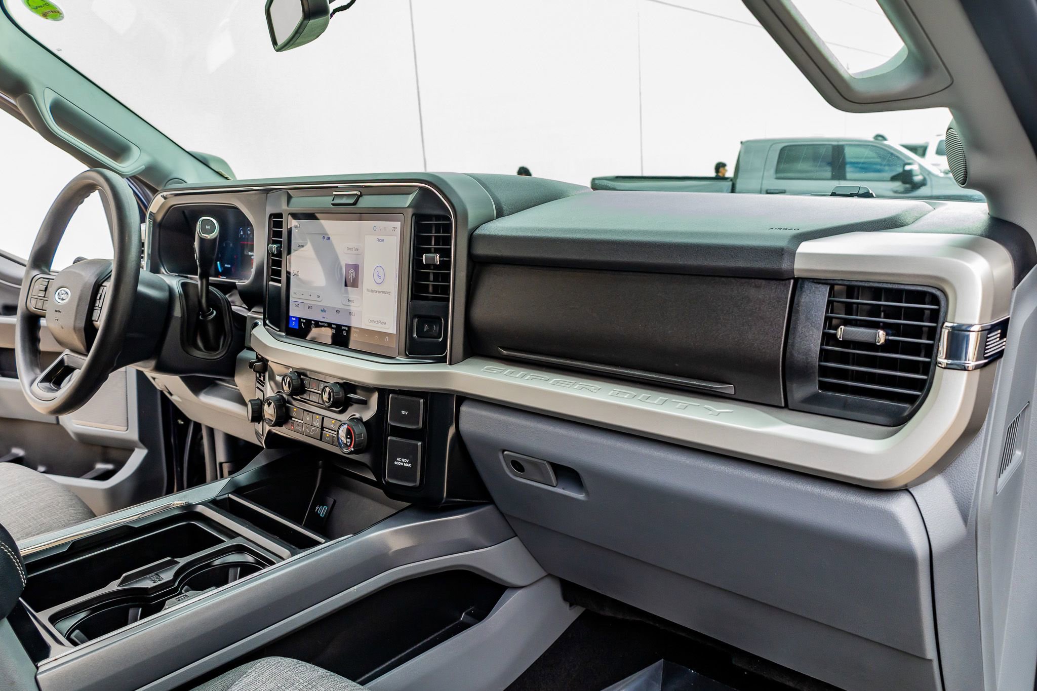 Used 2025 Ford F350 XLT w/ Black Appearance Package AWD/4WD image 18