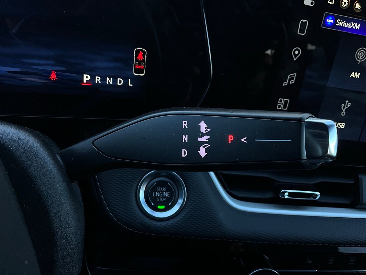 Used 2025 Chevrolet Equinox LT image 36