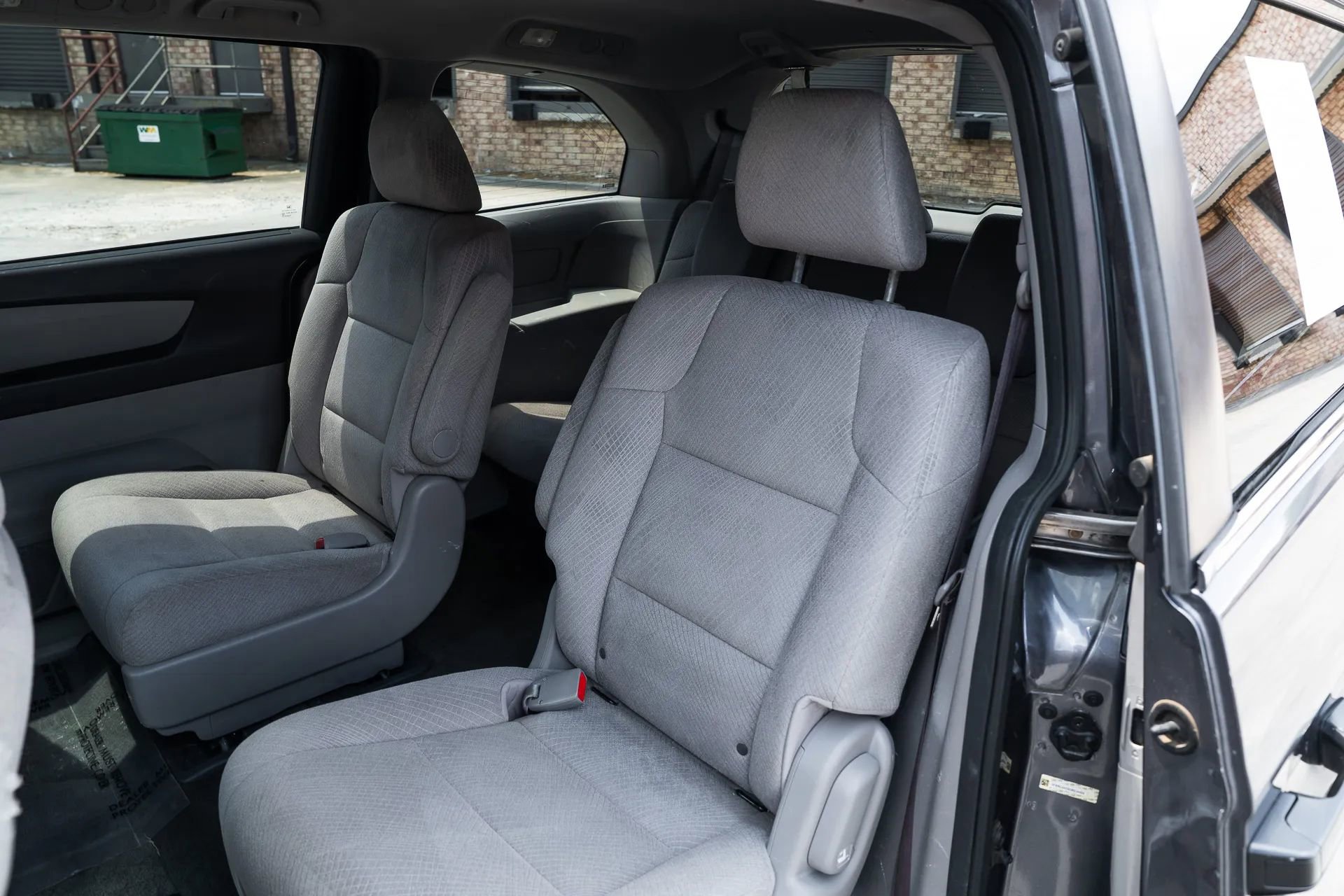 Used 2016 Honda Odyssey LX image 24