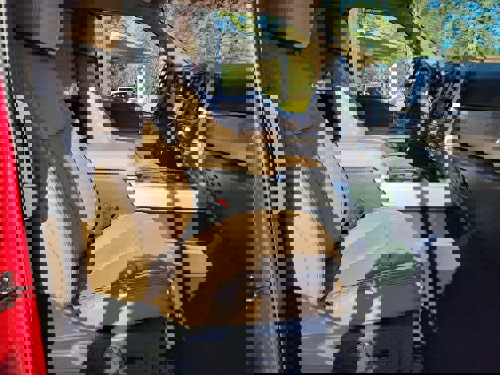 Used 2022 Ford F250 Lariat w/ Chrome Package image 24