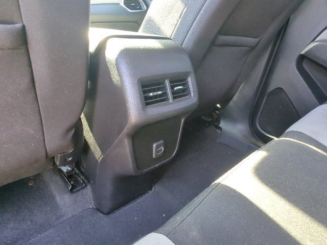 Used 2019 Chevrolet Equinox LS w/ LS Convenience Package AWD/4WD image 22
