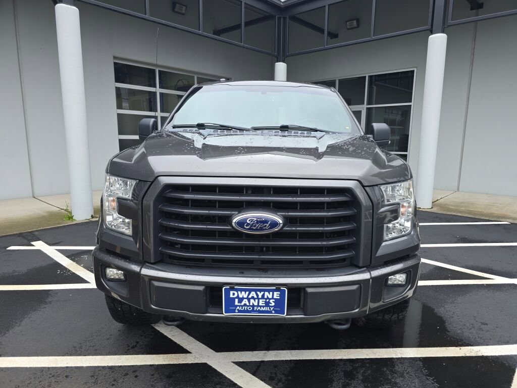 Used 2017 Ford F150 XLT w/ Equipment Group 302A Luxury image 2