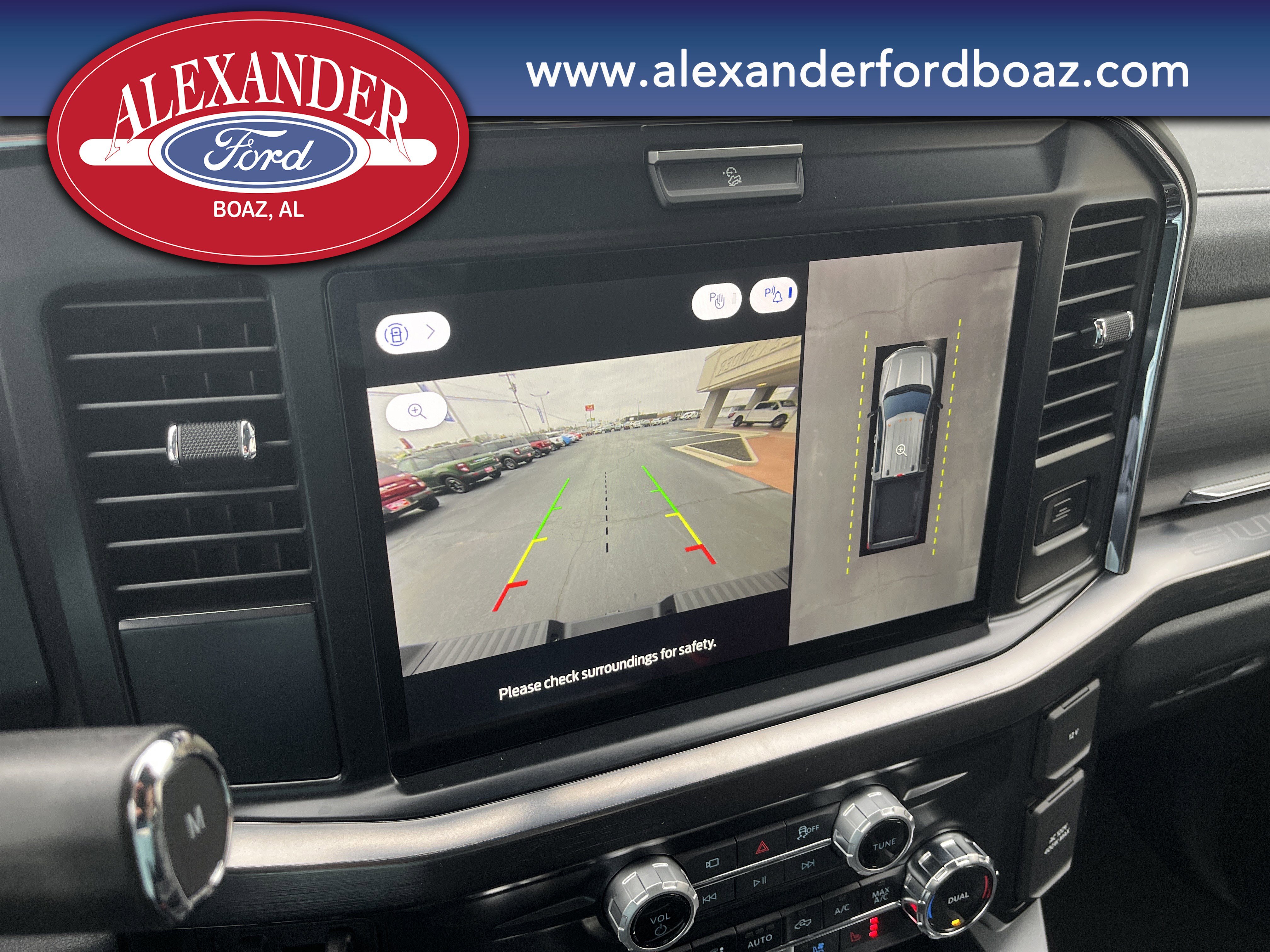 New 2026 Ford F350 Lariat w/ Black Appearance Package image 24