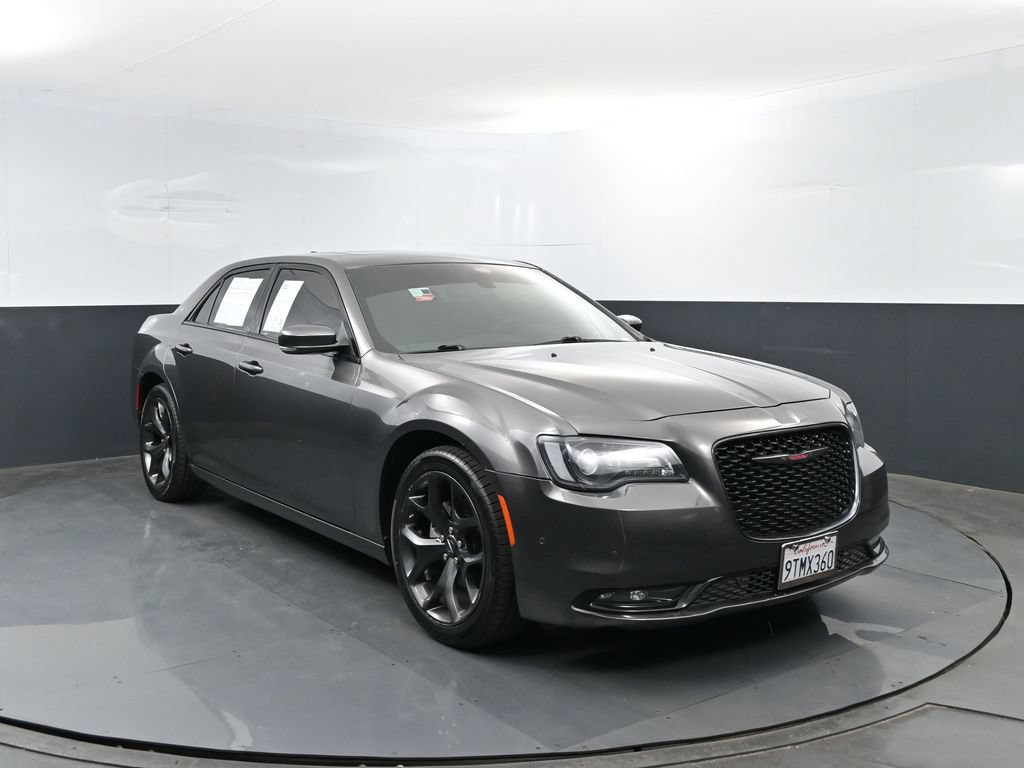 Used 2023 Chrysler 300 S RWD image 3