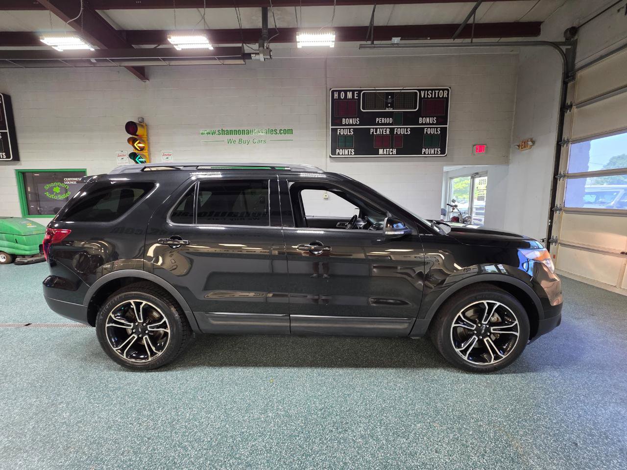 Used 2015 Ford Explorer Sport w/ Equipment Group 401A AWD/4WD image 5