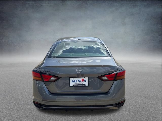 Used 2024 Nissan Altima 2.5 SV FWD image 9