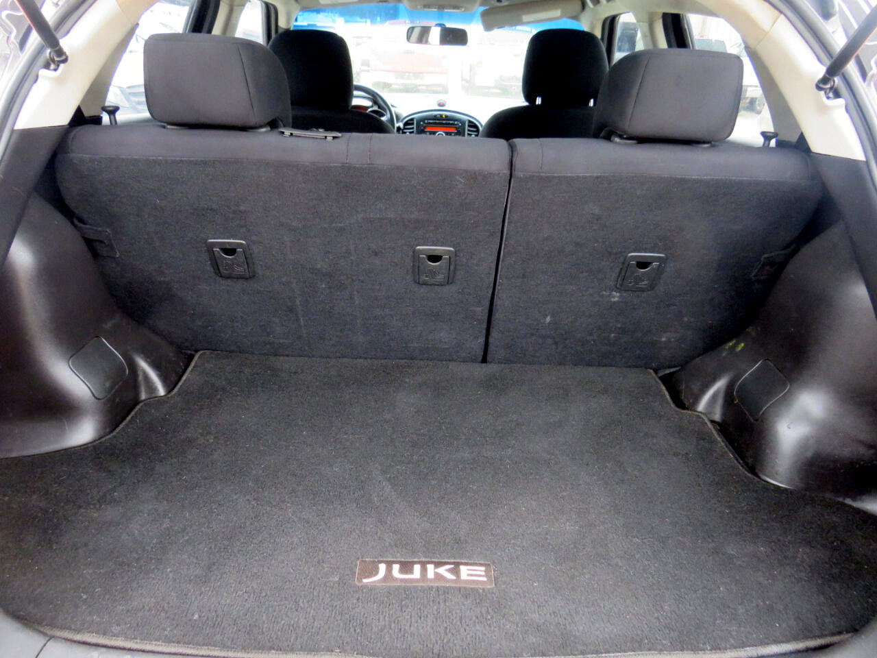 Used 2012 Nissan Juke S image 26