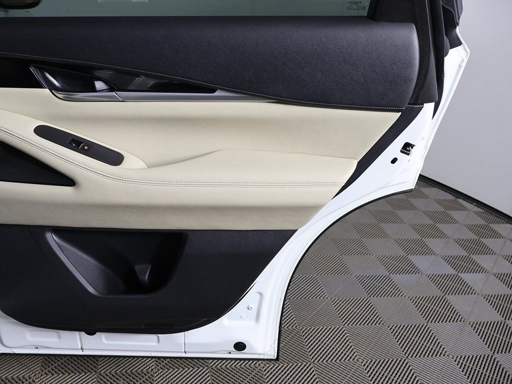 Used 2023 INFINITI QX60 Pure image 25