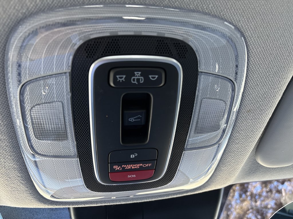 Used 2023 Hyundai Elantra Limited FWD image 27