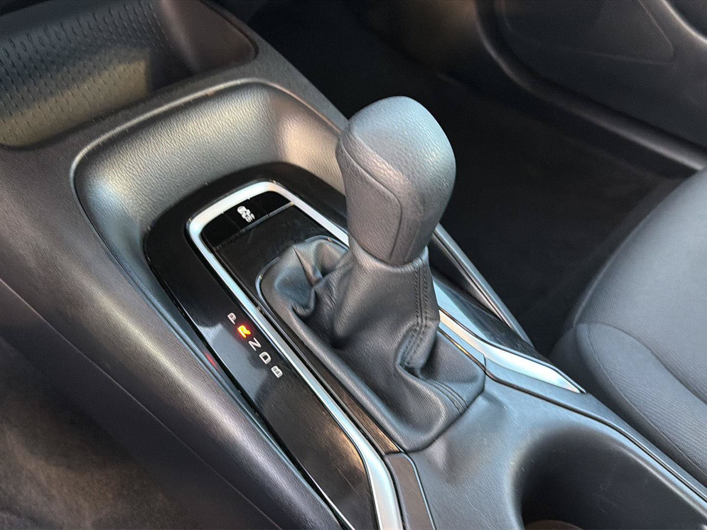 Certified 2025 Toyota Corolla LE FWD image 26