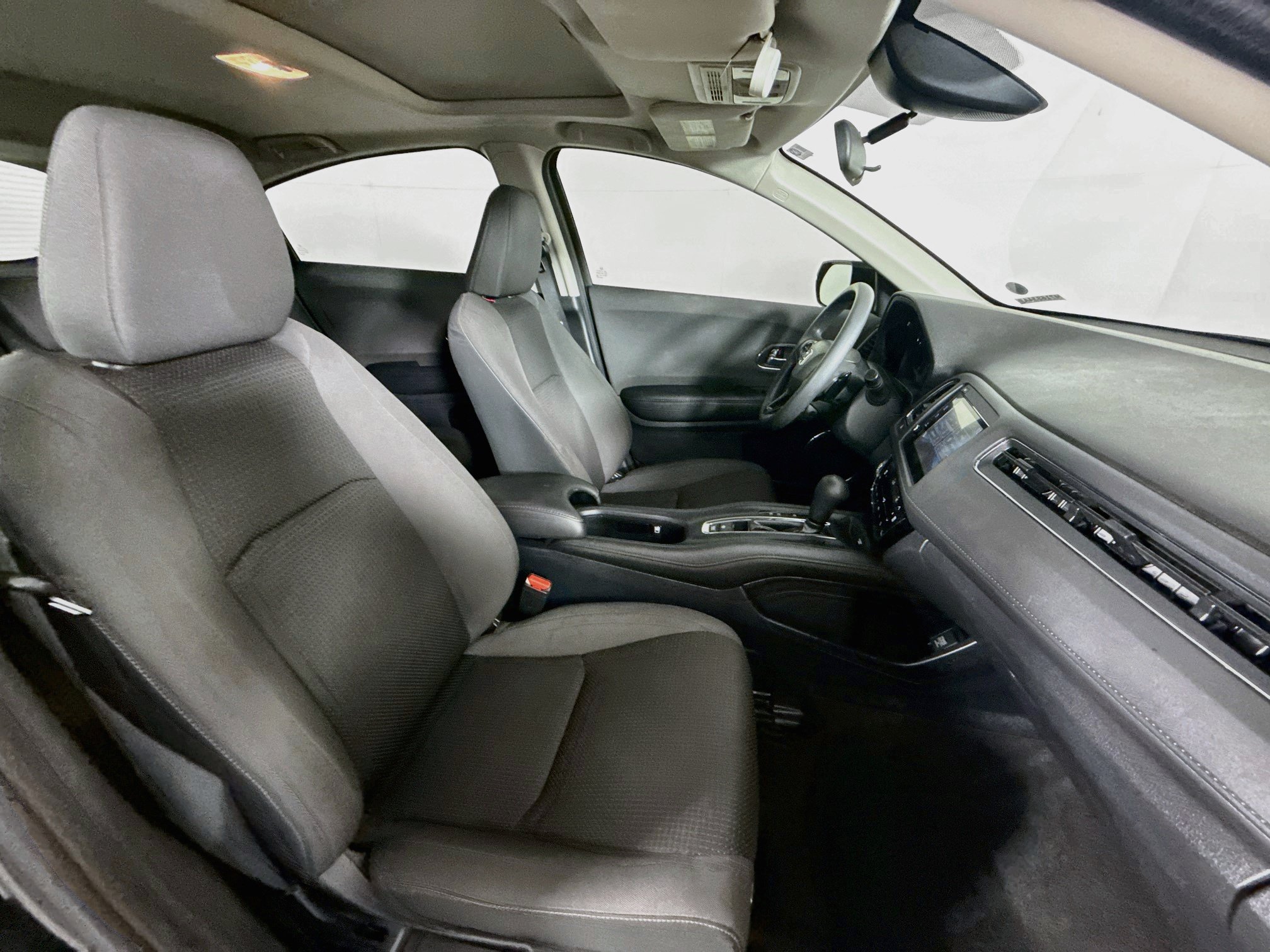 Used 2022 Honda HR-V EX image 35