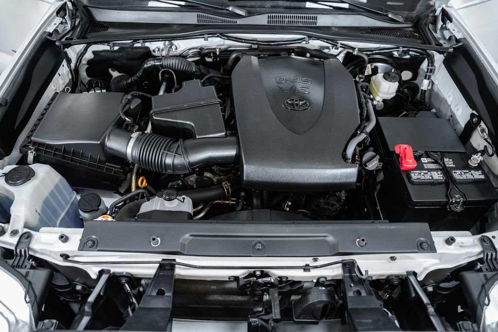 Used 2020 Toyota Tacoma SR5 image 20