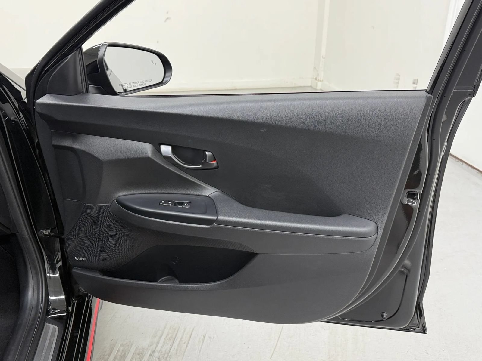 Used 2022 Hyundai Veloster N FWD image 32